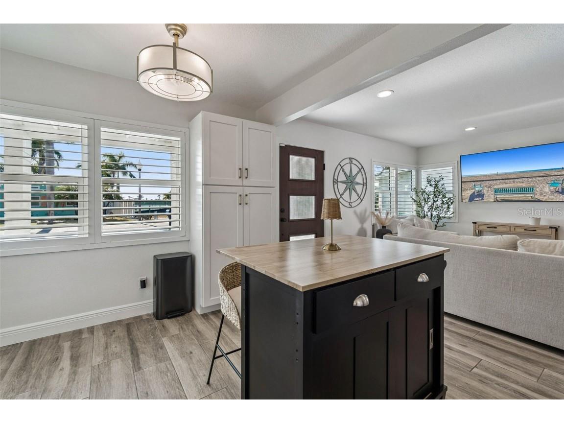 848 180th Avenue E Redington Shores FL 33708 TB8449394 image23