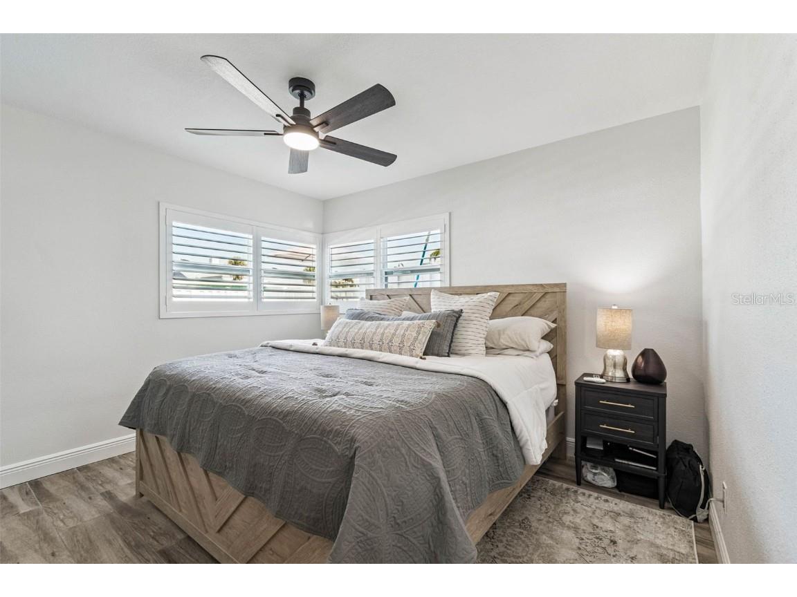 848 180th Avenue E Redington Shores FL 33708 TB8449394 image28