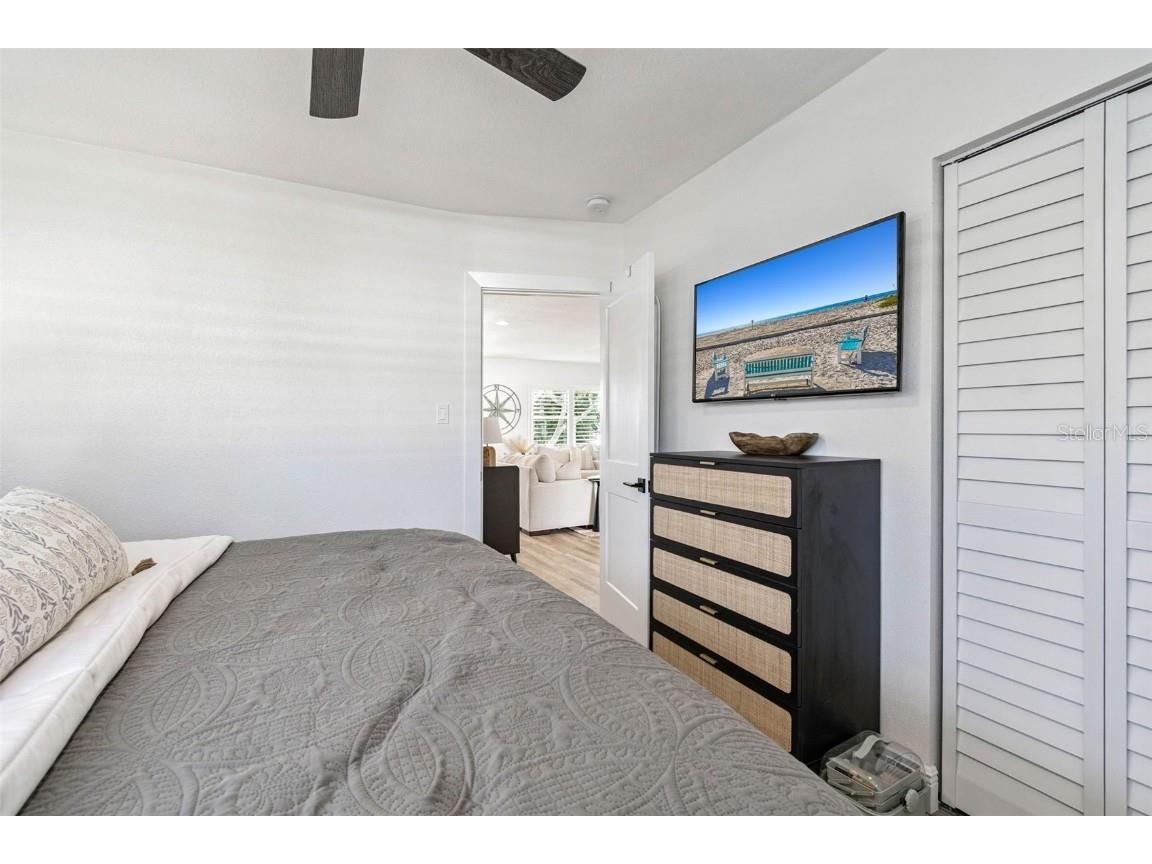 848 180th Avenue E Redington Shores FL 33708 TB8449394 image31