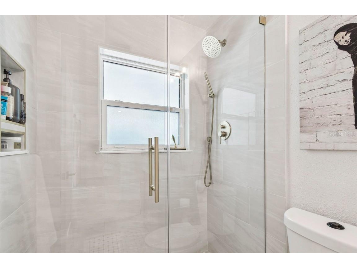 848 180th Avenue E Redington Shores FL 33708 TB8449394 image33