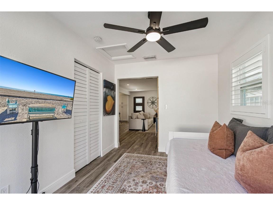 848 180th Avenue E Redington Shores FL 33708 TB8449394 image39