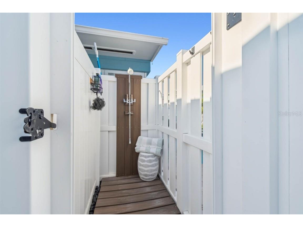 848 180th Avenue E Redington Shores FL 33708 TB8449394 image54