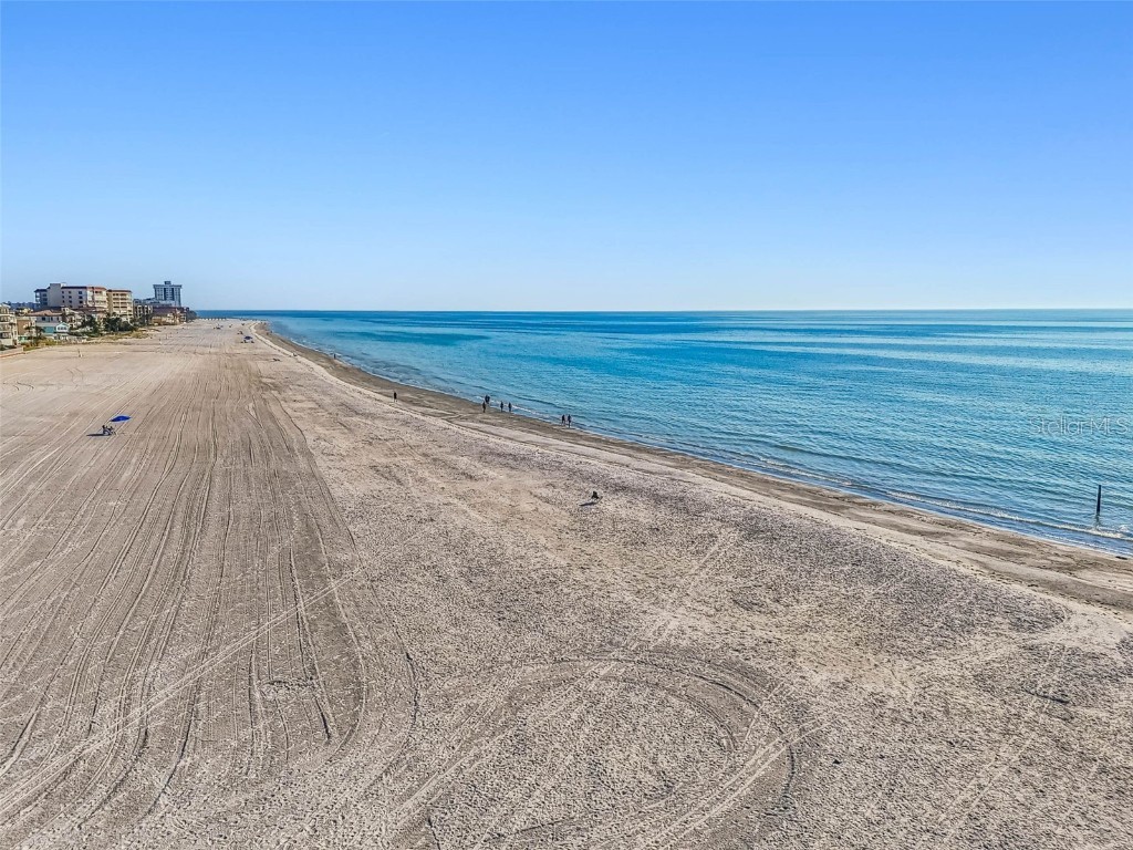 848 180th Avenue E Redington Shores FL 33708 TB8449394 image72