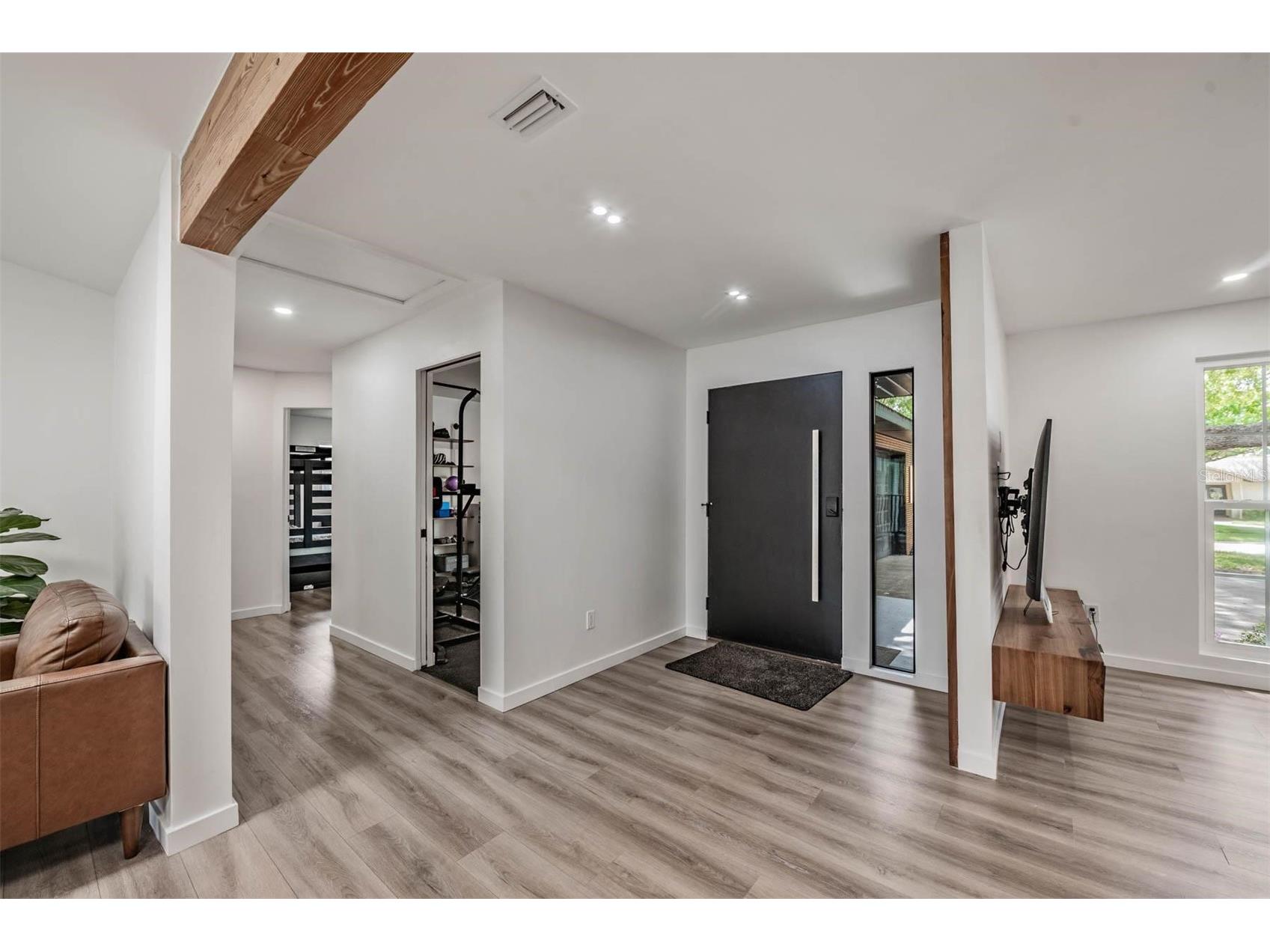 848 Hillside Drive Palm Harbor FL 34683 TB8501725 image3