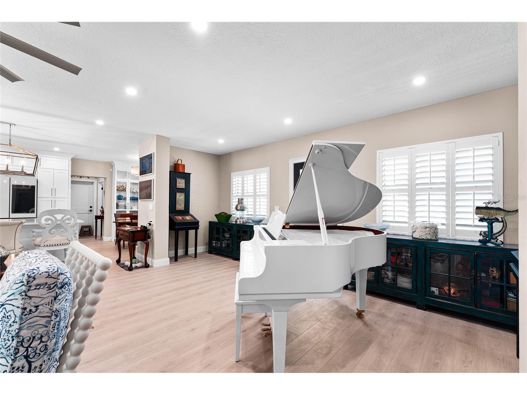 848 Mandalay Avenue Clearwater Beach FL 33767 TB8466825 image18