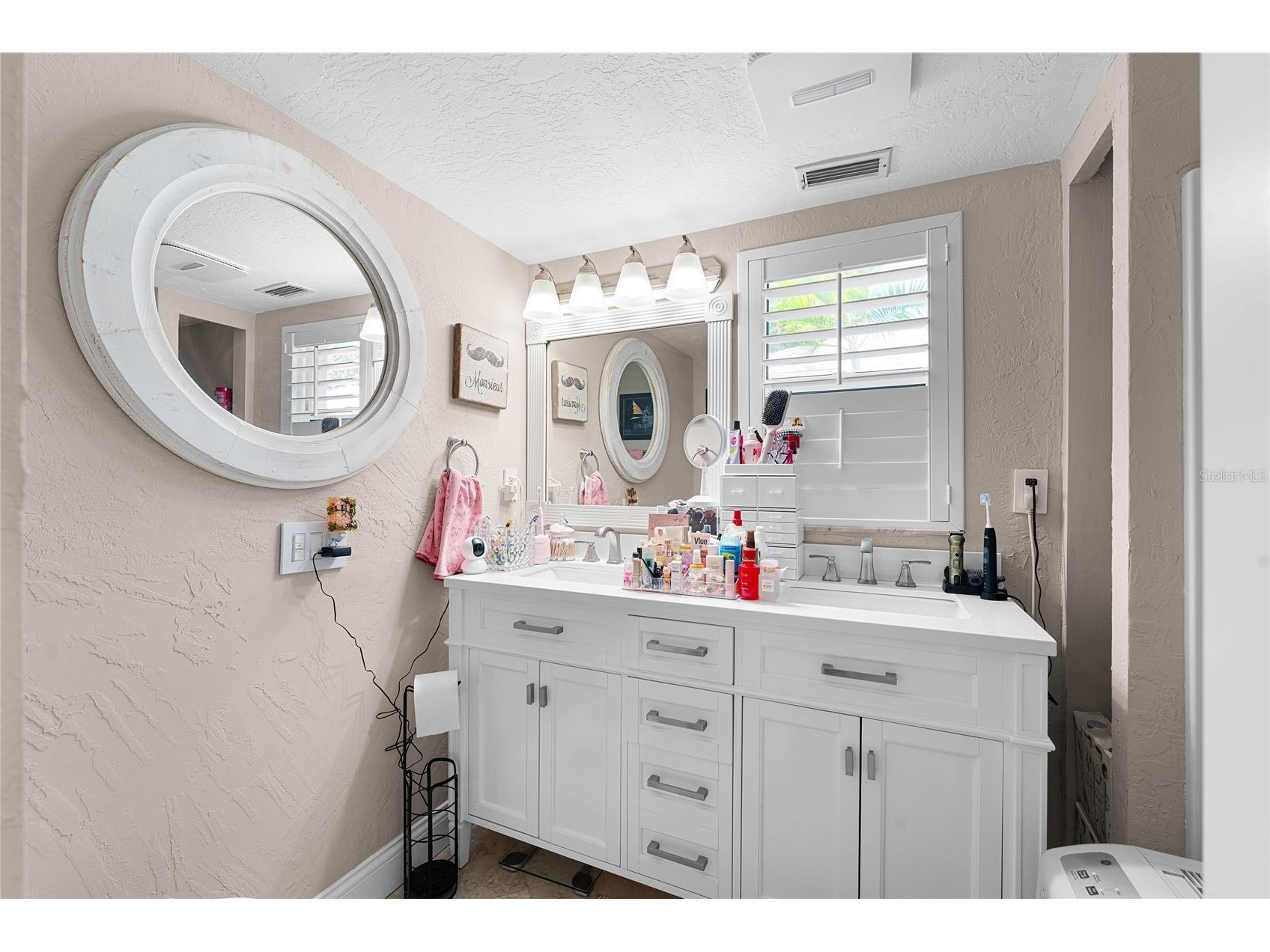 848 Mandalay Avenue Clearwater Beach FL 33767 TB8466825 image48