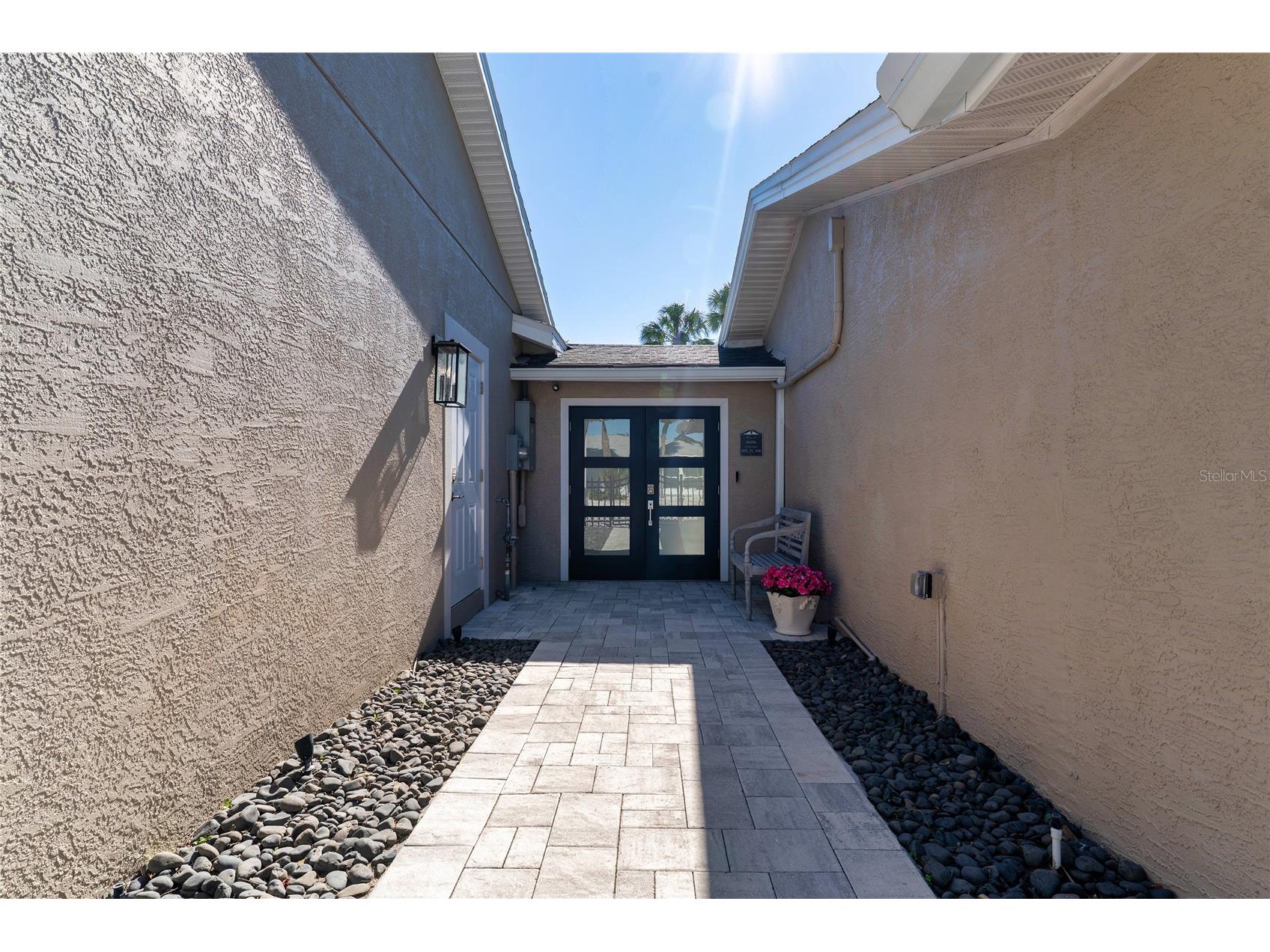 848 Mandalay Avenue Clearwater Beach FL 33767 TB8466825 image7