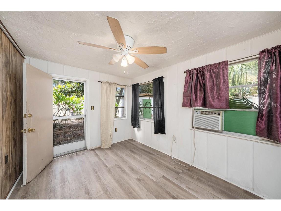 8481 93rd Avenue Seminole FL 33777 TB8443513 image25