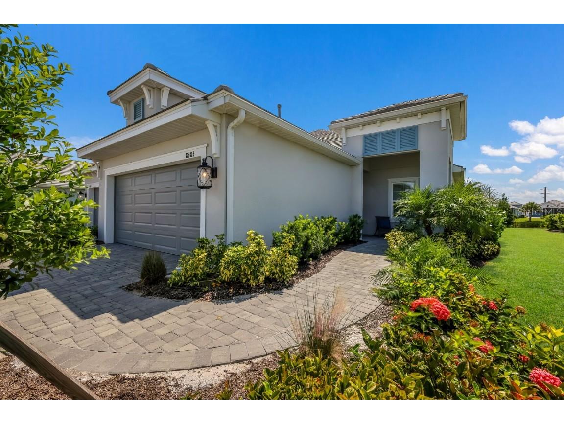 8483 Frangipani Terrace Sarasota FL 34240 A4582432 image1