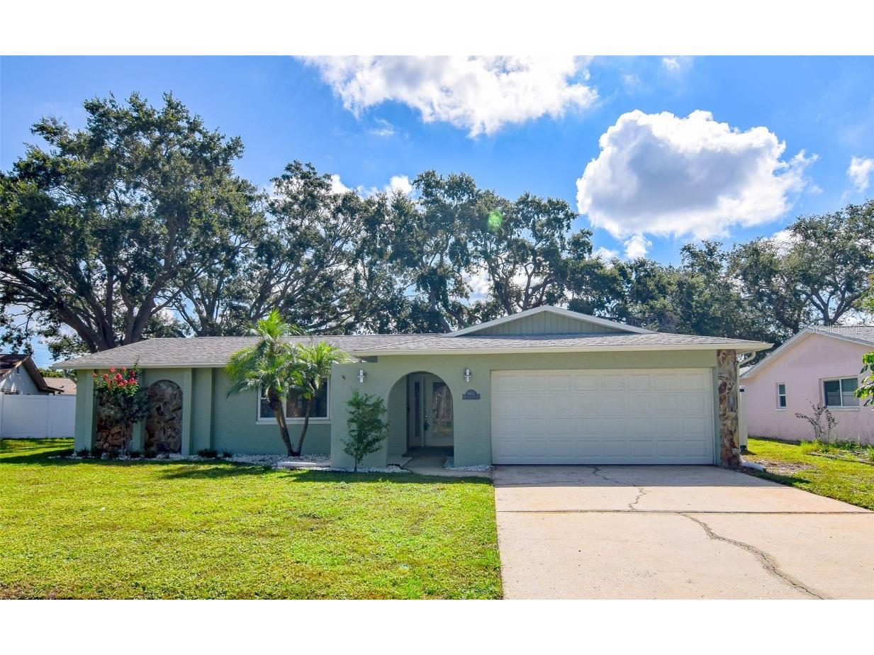 8483 Monarch Circle Seminole FL 33772 TB8418198 image1