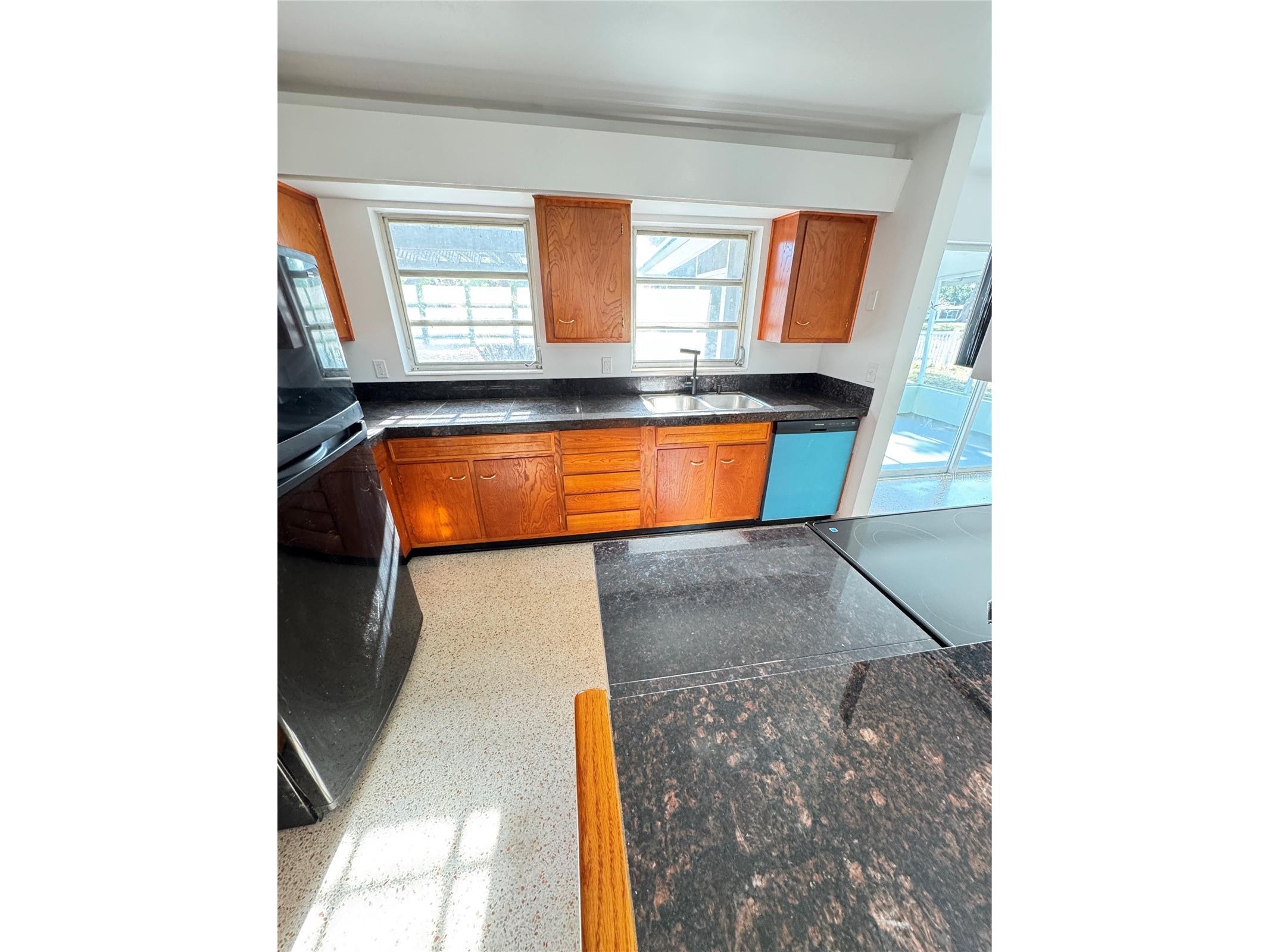 8484 120th Street Seminole FL 33772 TB8484194 image10