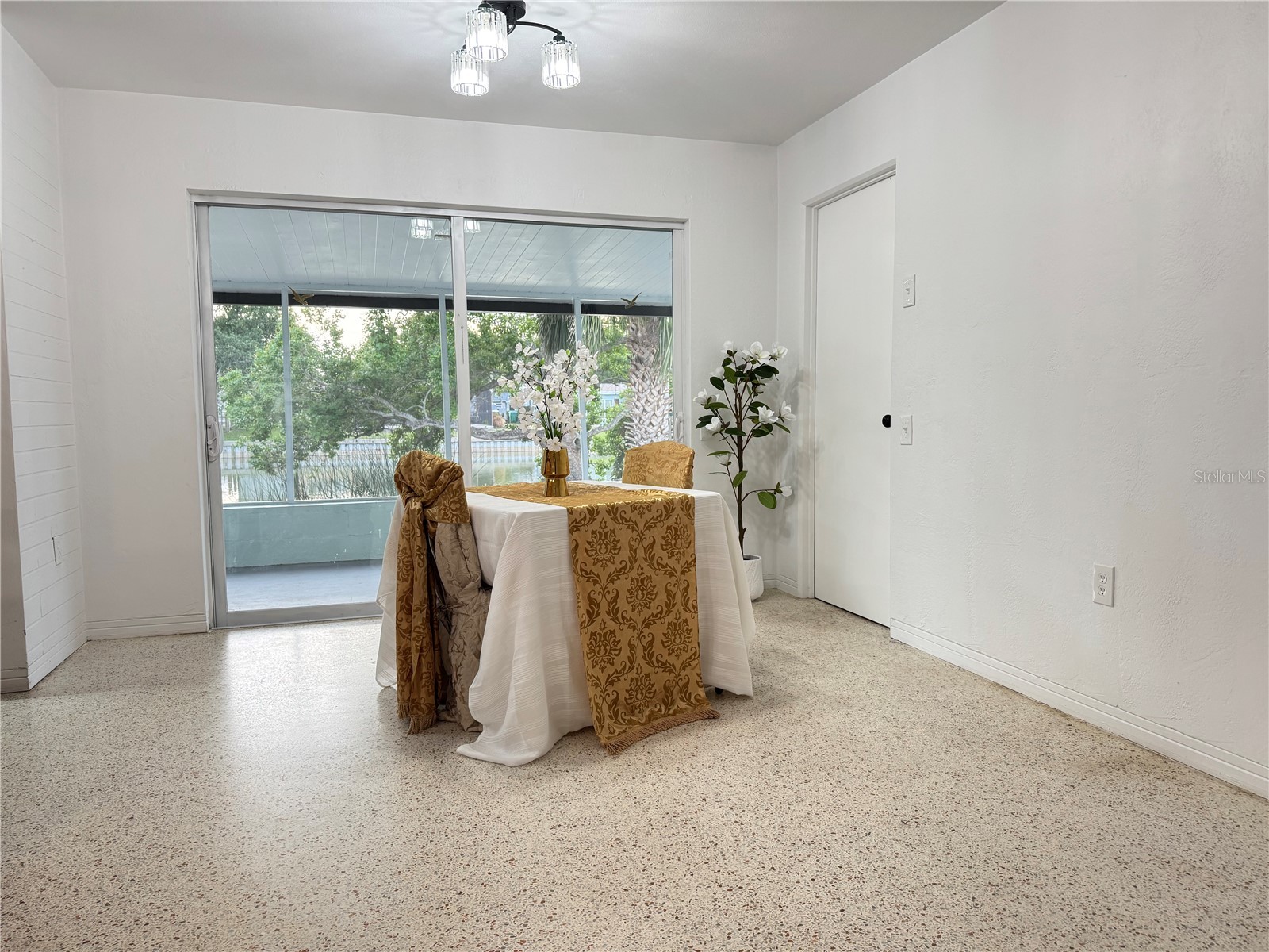 8484 120th Street Seminole FL 33772 TB8484194 image3