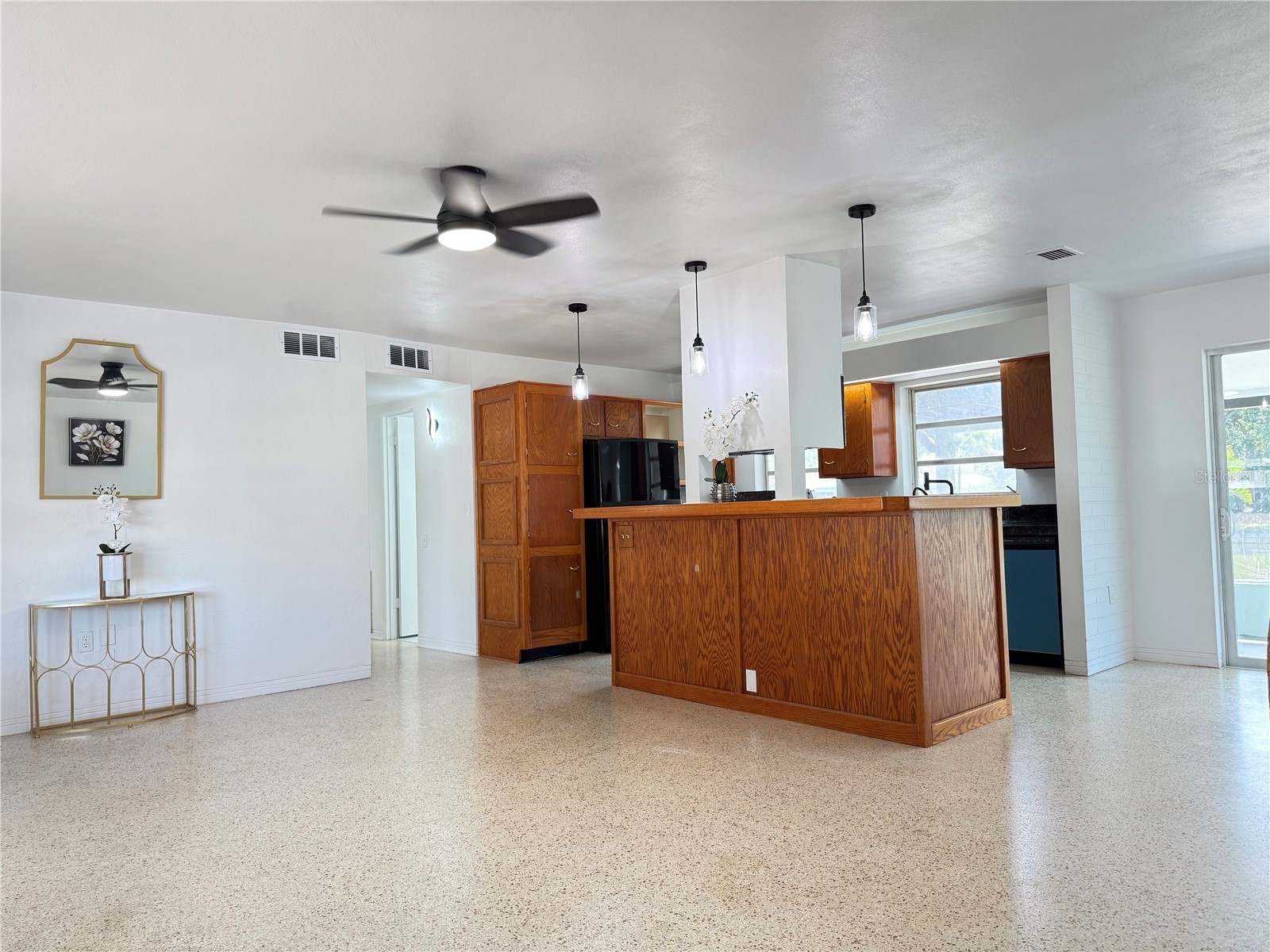 8484 120th Street Seminole FL 33772 TB8484194 image8