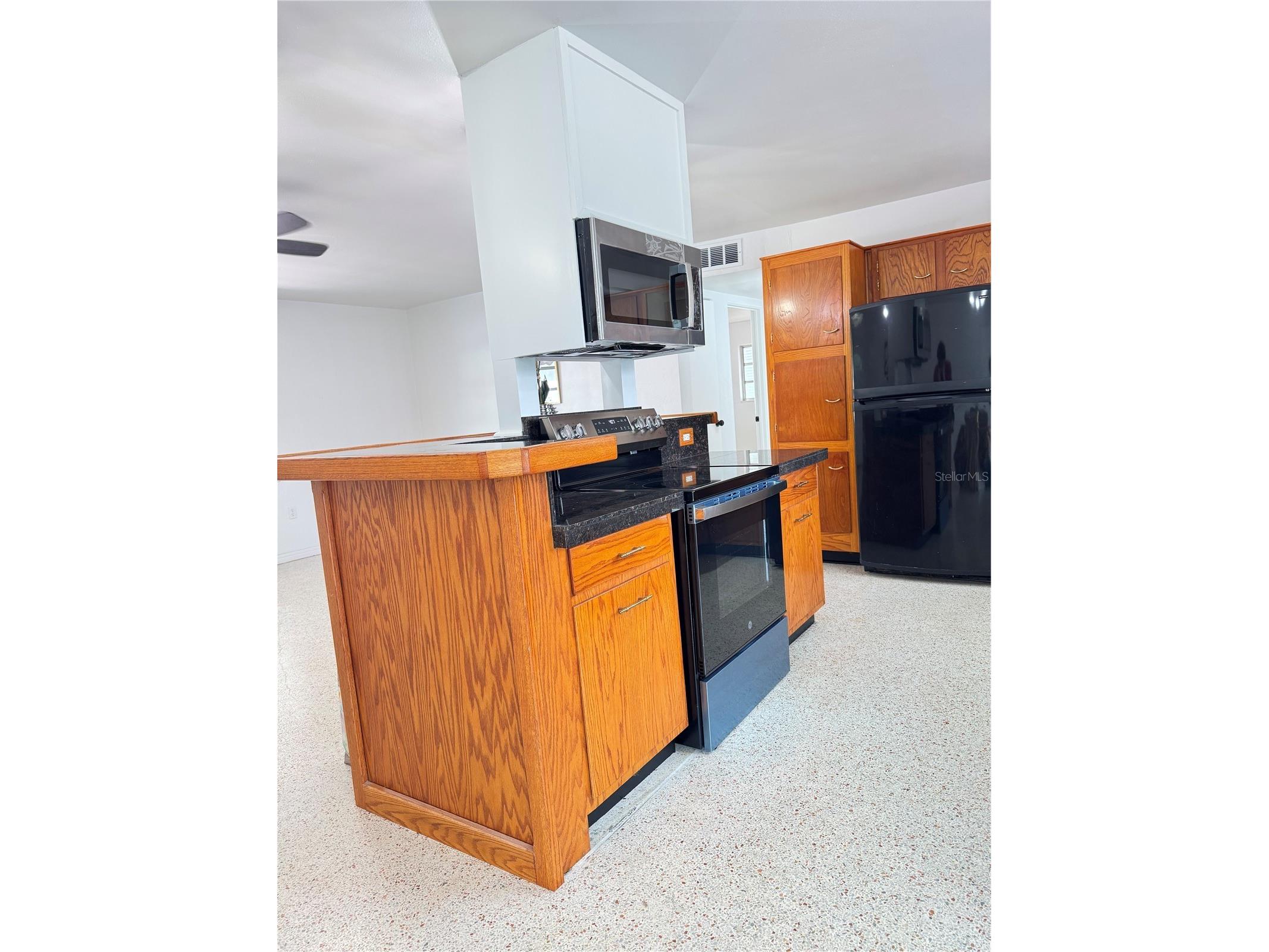 8484 120th Street Seminole FL 33772 TB8484194 image9