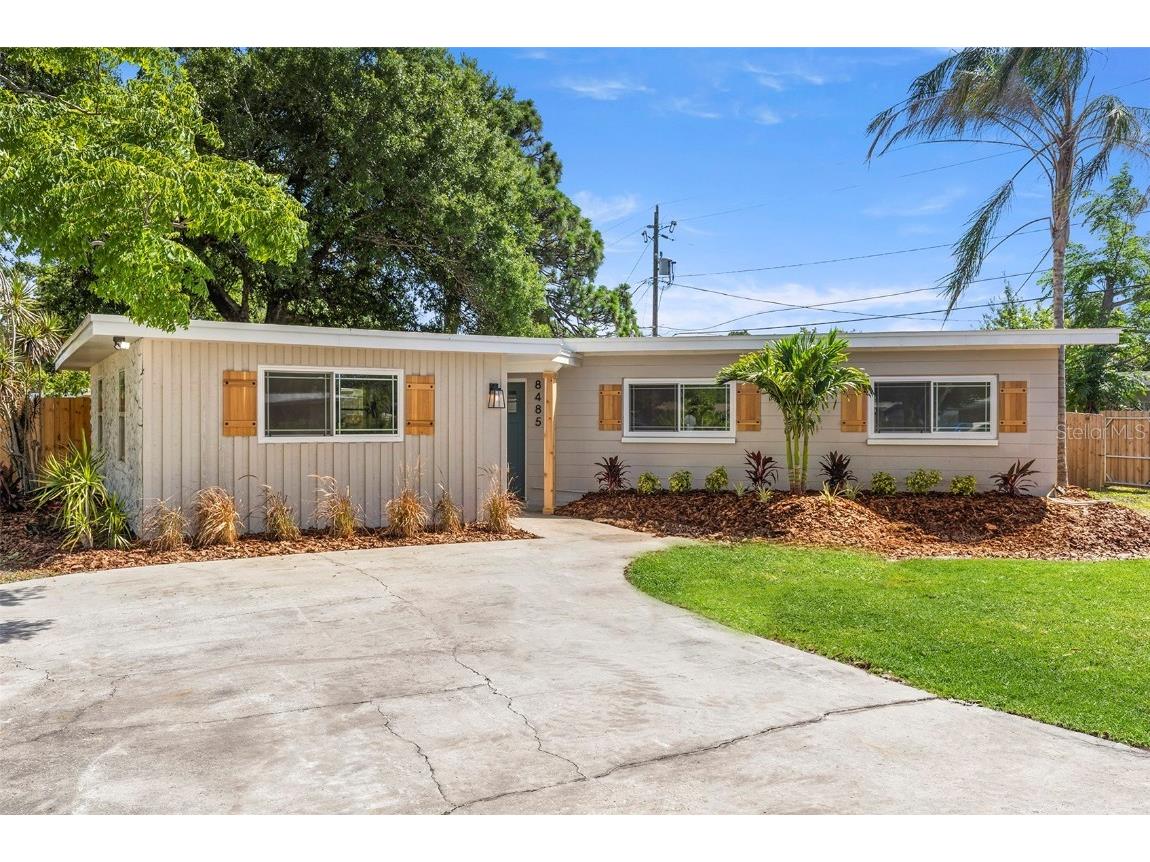 8485 Pelican Lane Seminole FL 33777 TB8396737 image1