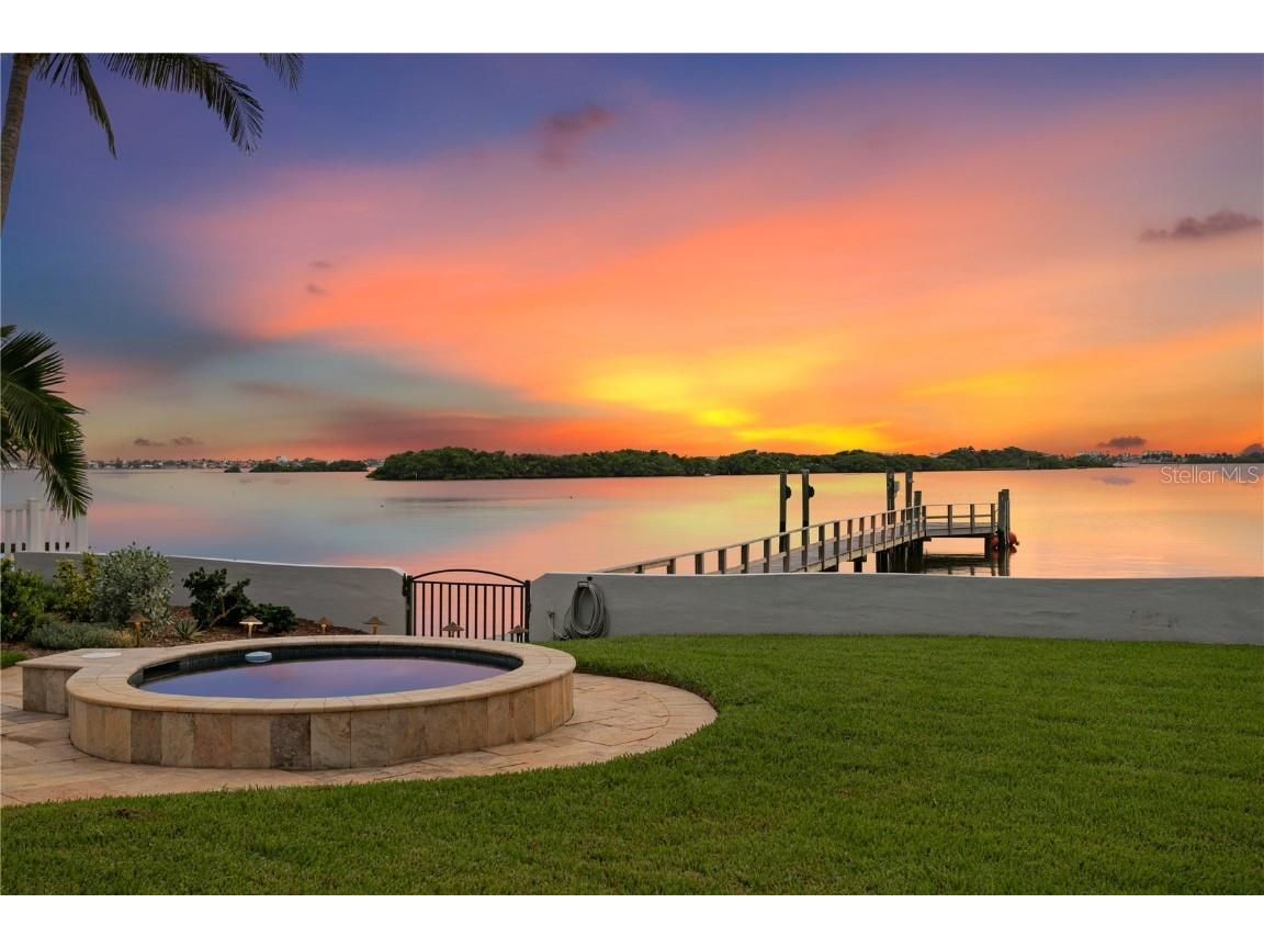 8488 35th Avenue N Saint Petersburg FL 33710 - BOCA CIEGA BAY TB8430107 image5