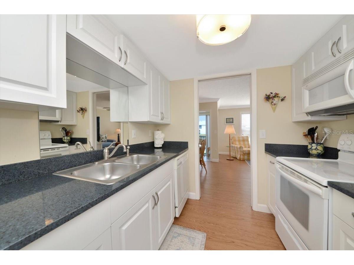 849 Audubon Drive #839 Bradenton FL 34209 A4685282 image13