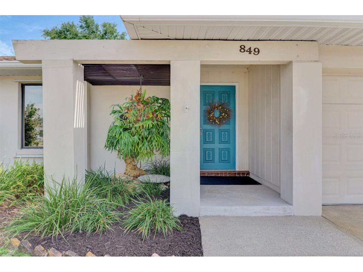849 Linnaen Terrace NW Port Charlotte FL 33948 D6141409 image1