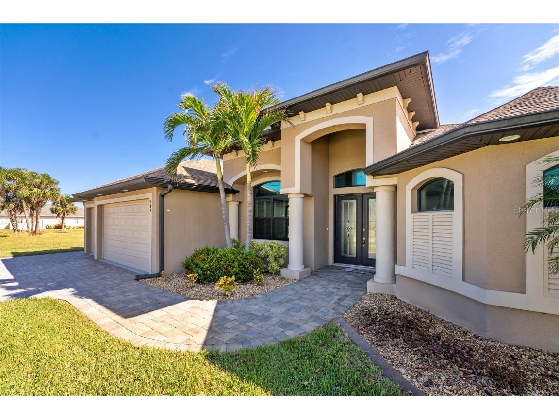 849 Rotonda Circle Rotonda West FL 33947 D6138508 image1