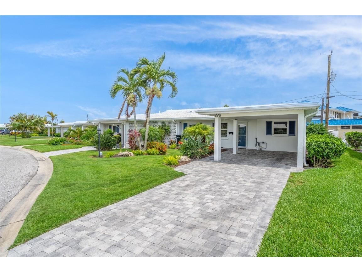 849 White Cap Circle #16 Venice FL 34285 N6127430 image1