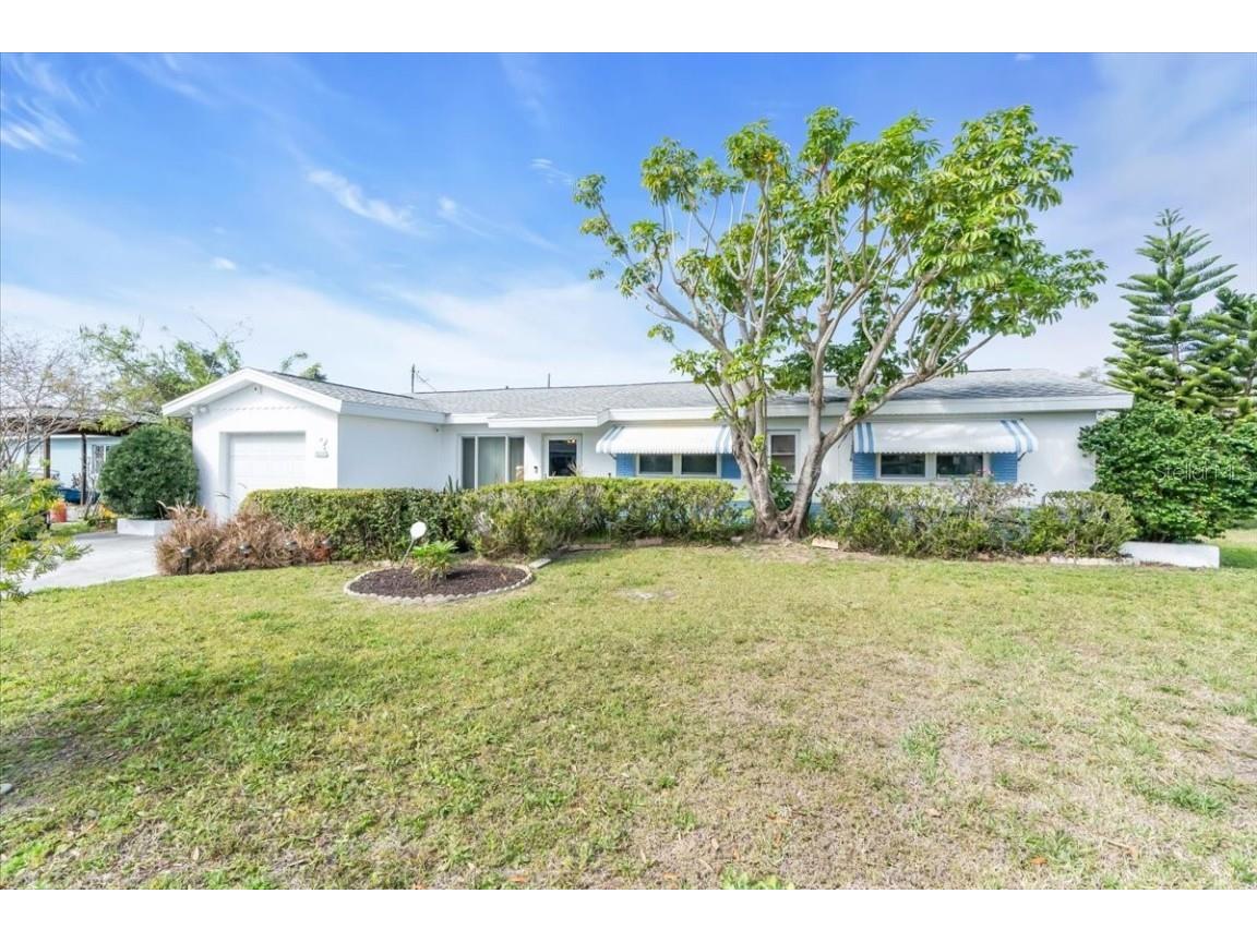 8490 7th Lane N Saint Petersburg FL 33702 TB8356897 image1