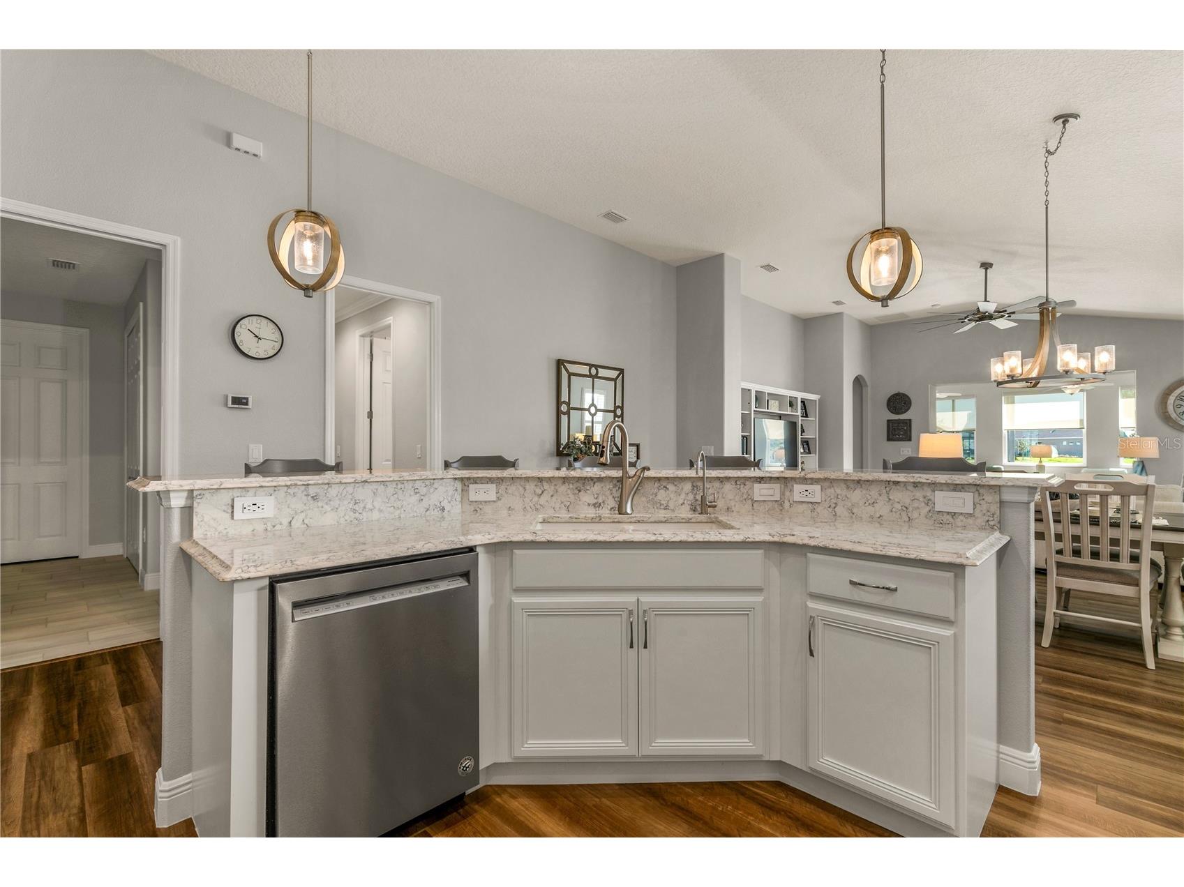 8492 Hartford Way Mount Dora FL 32757 G5111232 image9