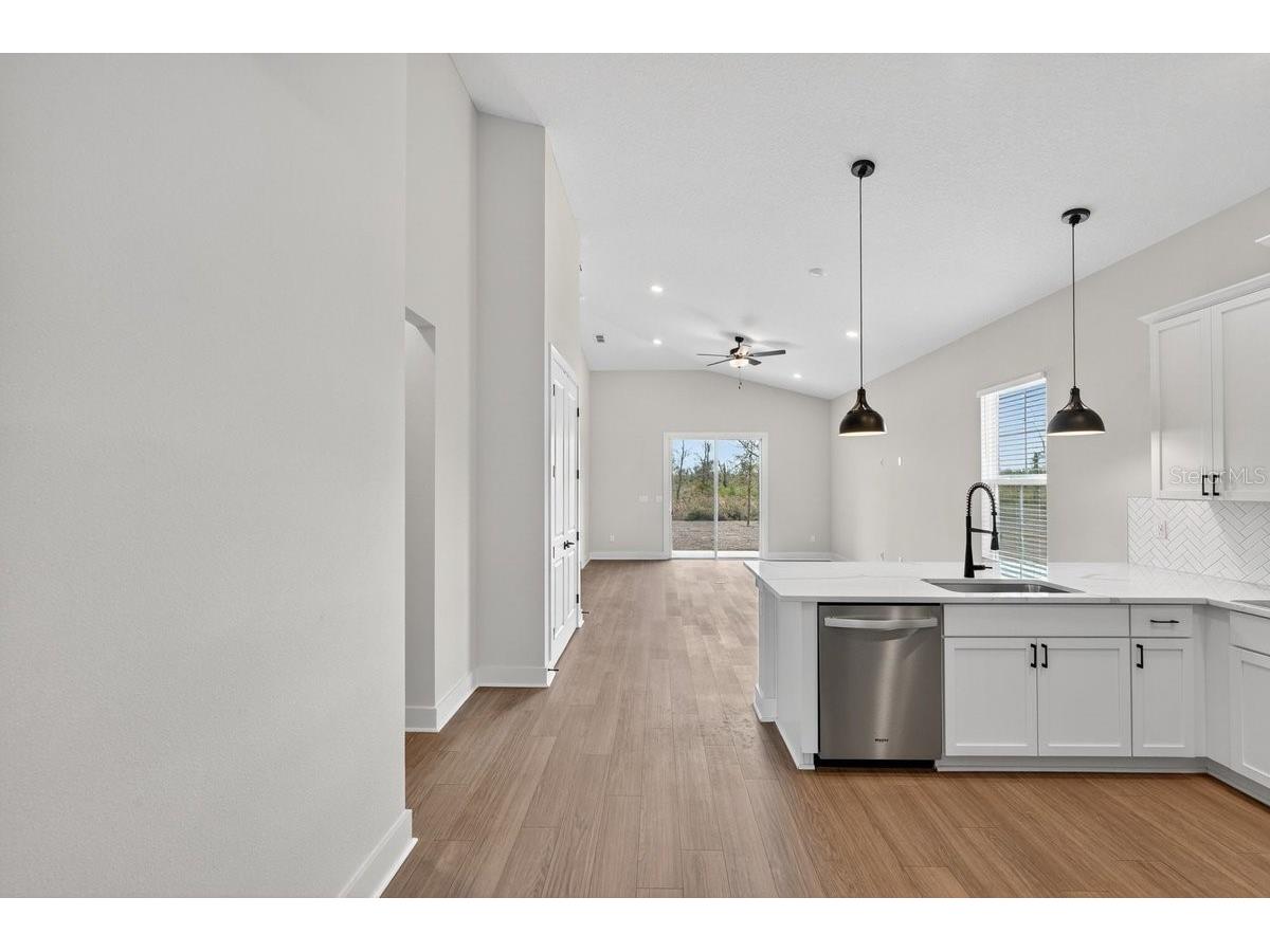 8495 Ford Road Bryceville FL 32009 V4947692 image10