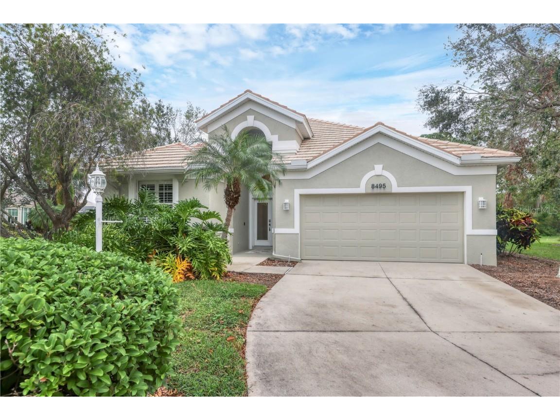 8495 Idlewood Court Lakewood Ranch FL 34202 A4629711 image1