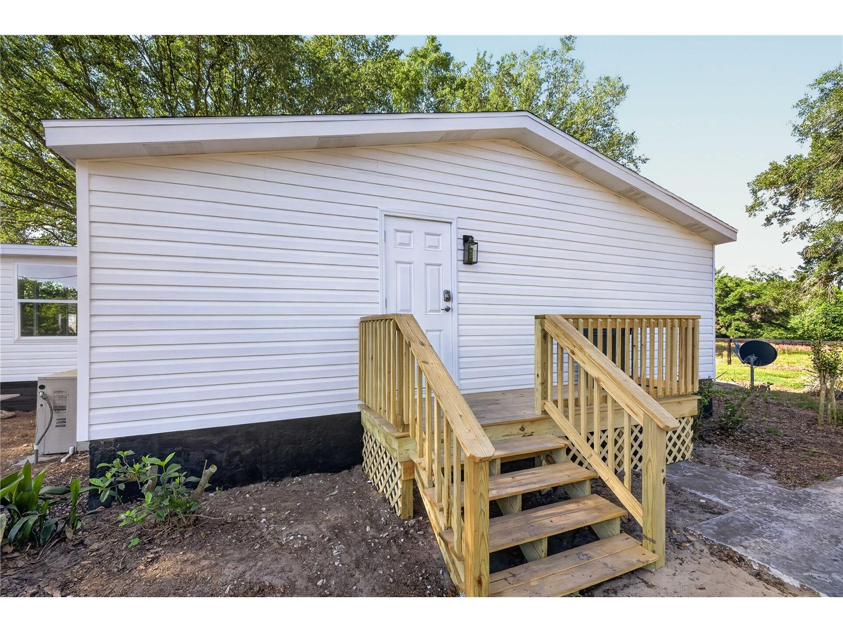8495 NE 33rd Court Anthony FL 32617 OM723576 image29