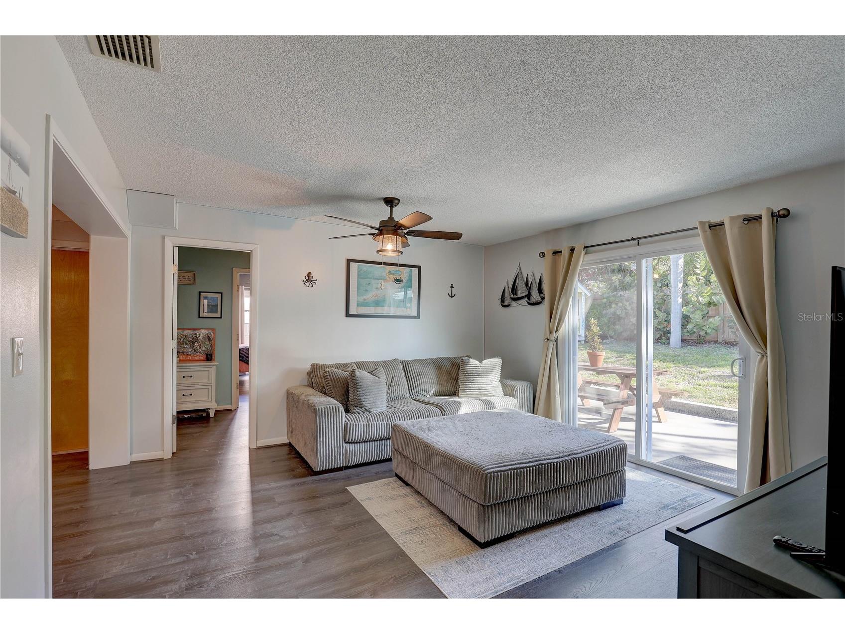 8497 137th Street Seminole FL 33776 TB8466824 image15