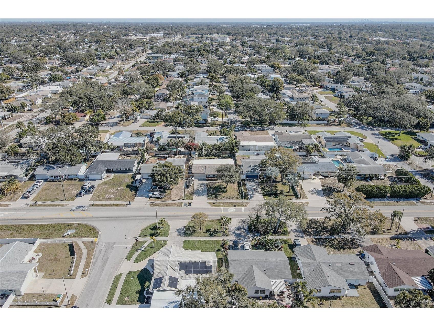 8497 137th Street Seminole FL 33776 TB8466824 image45