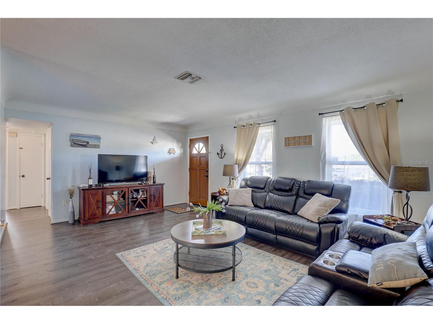 8497 137th Street Seminole FL 33776 TB8466824 image8