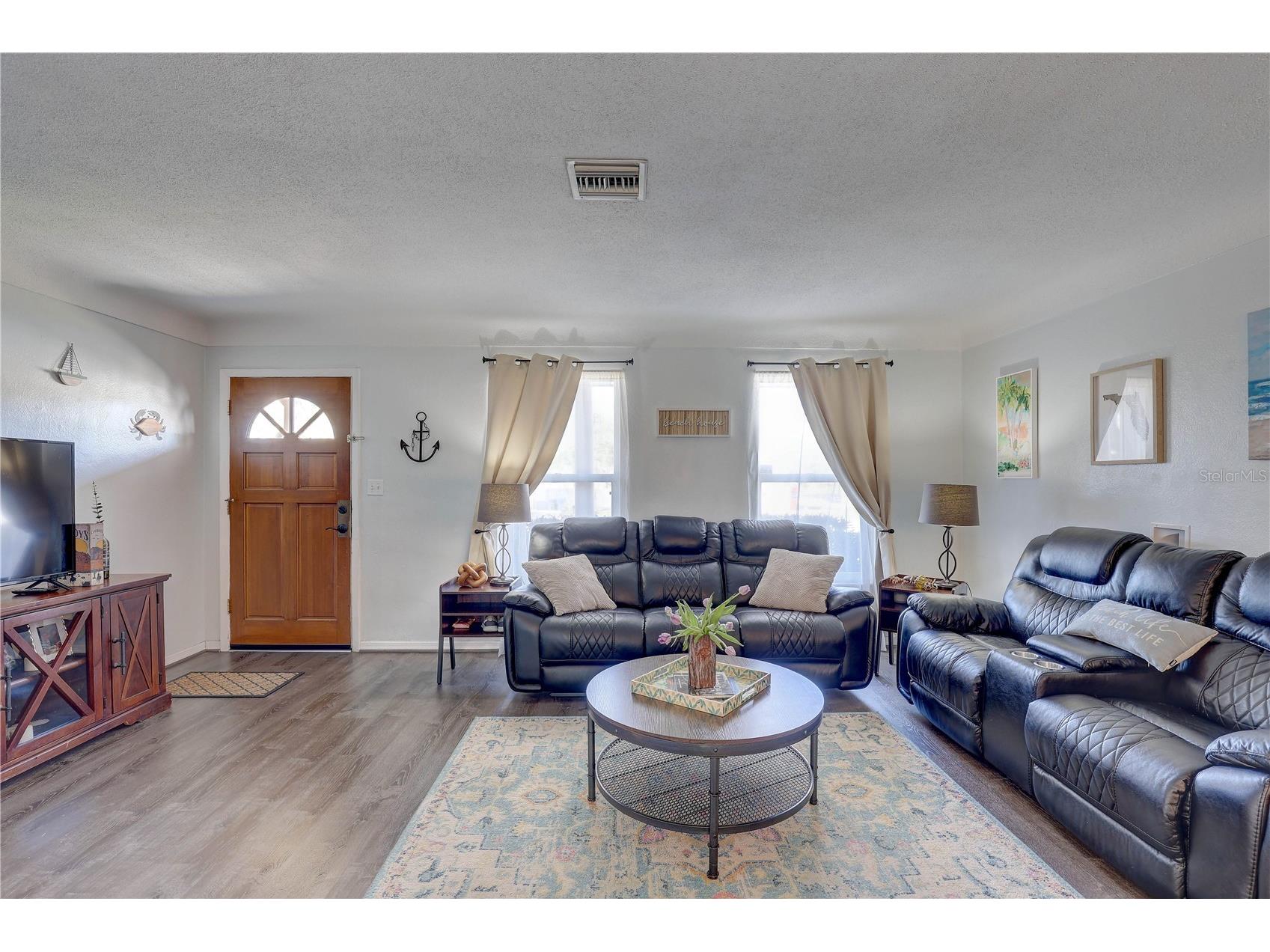 8497 137th Street Seminole FL 33776 TB8466824 image9
