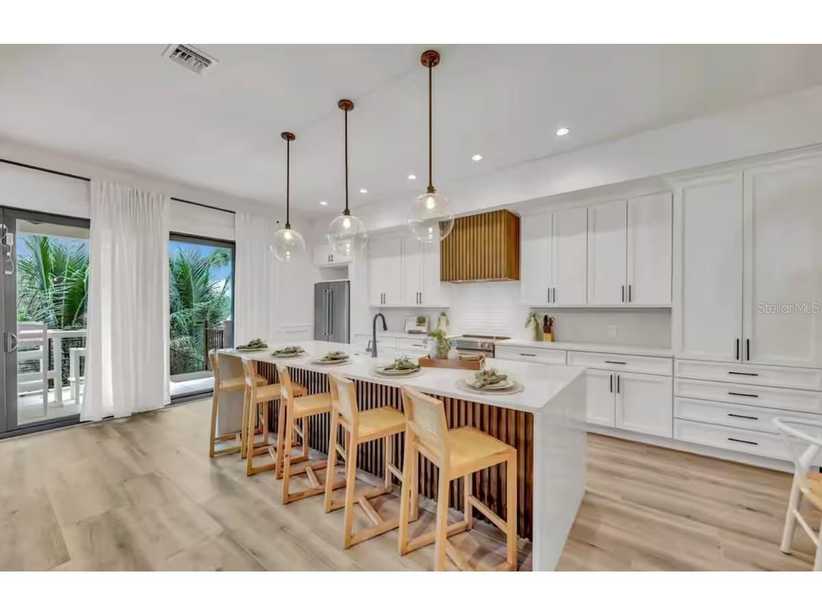 85 Avenida Messina Sarasota FL 34242 A4686937 image11