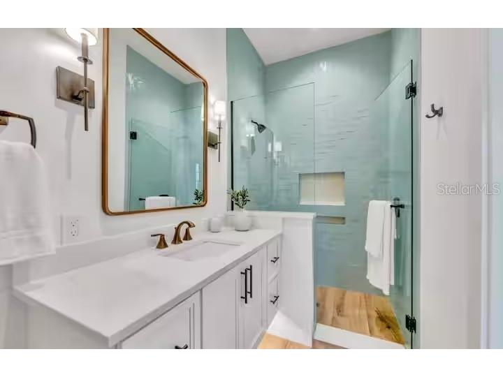 85 Avenida Messina Sarasota FL 34242 A4686937 image31