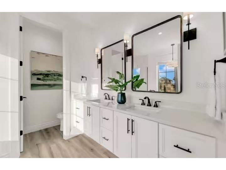 85 Avenida Messina Sarasota FL 34242 A4686937 image35