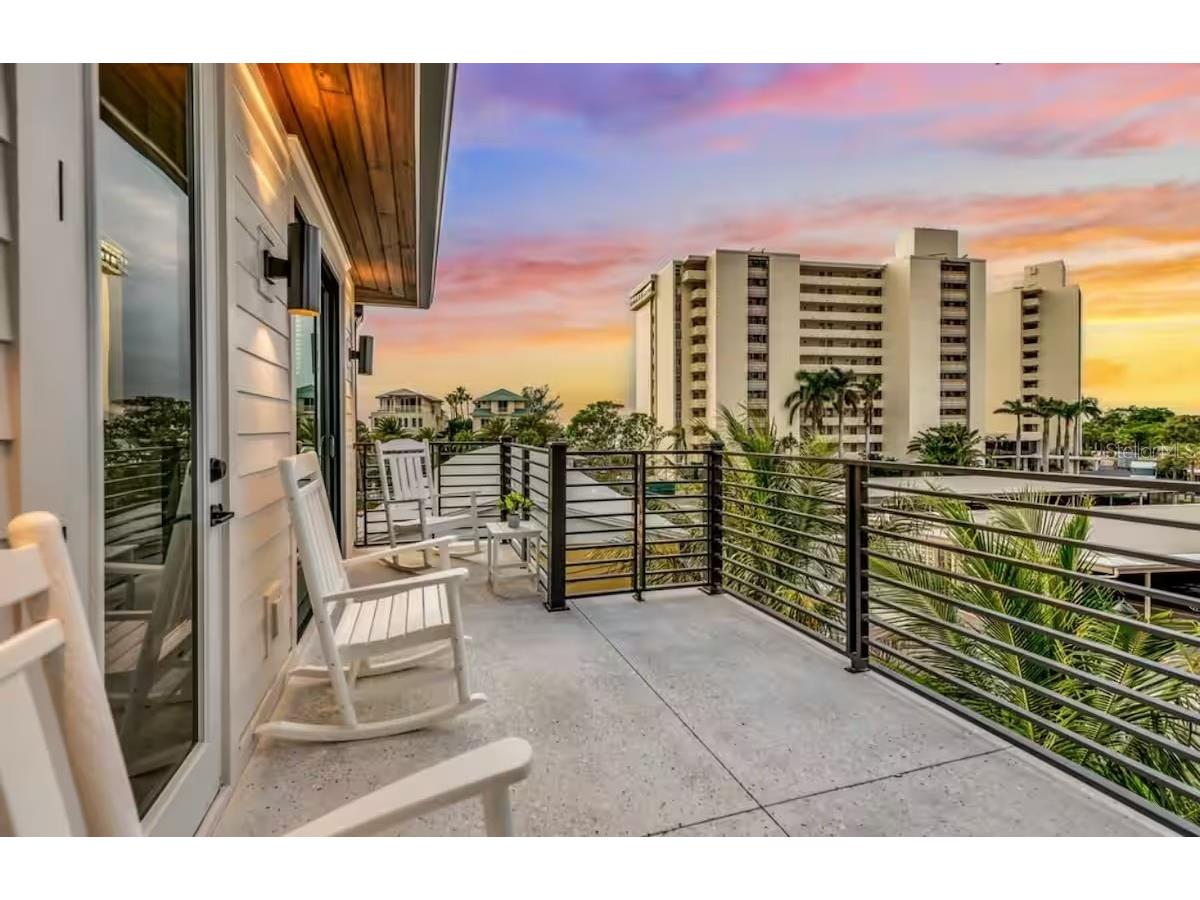 85 Avenida Messina Sarasota FL 34242 A4686937 image39