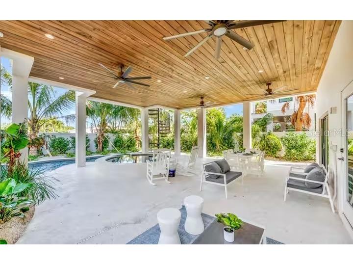 85 Avenida Messina Sarasota FL 34242 A4686937 image41