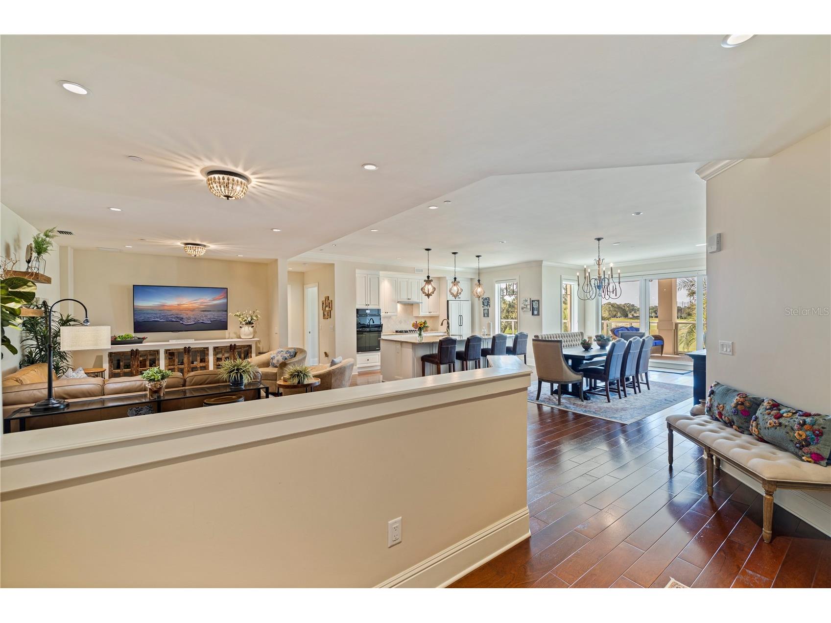 85 Belleview Boulevard #204 Belleair FL 33756 TB8421860 image6