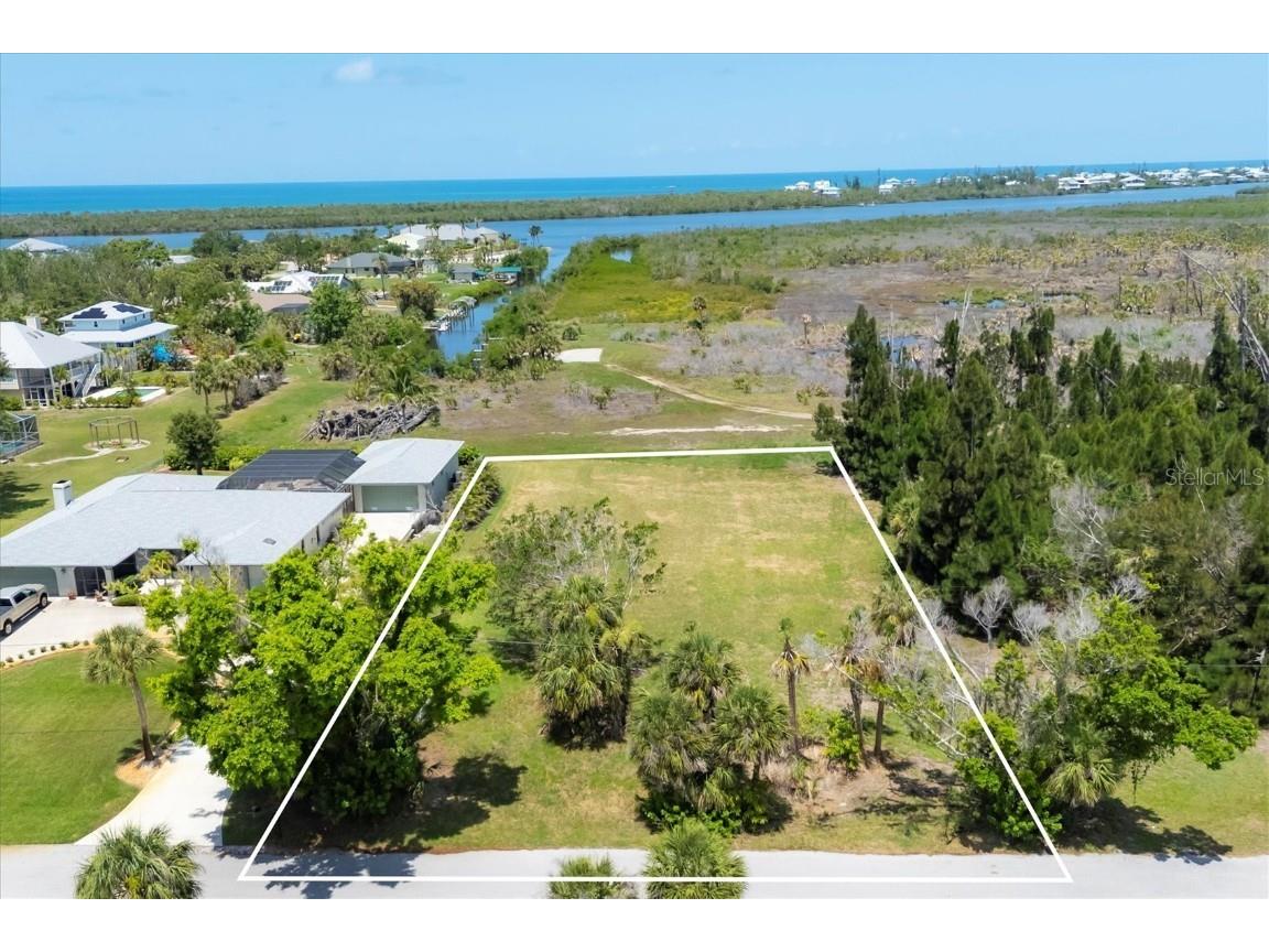 85 Green Dolphin Drive N Placida FL 33946 D6142641 image1