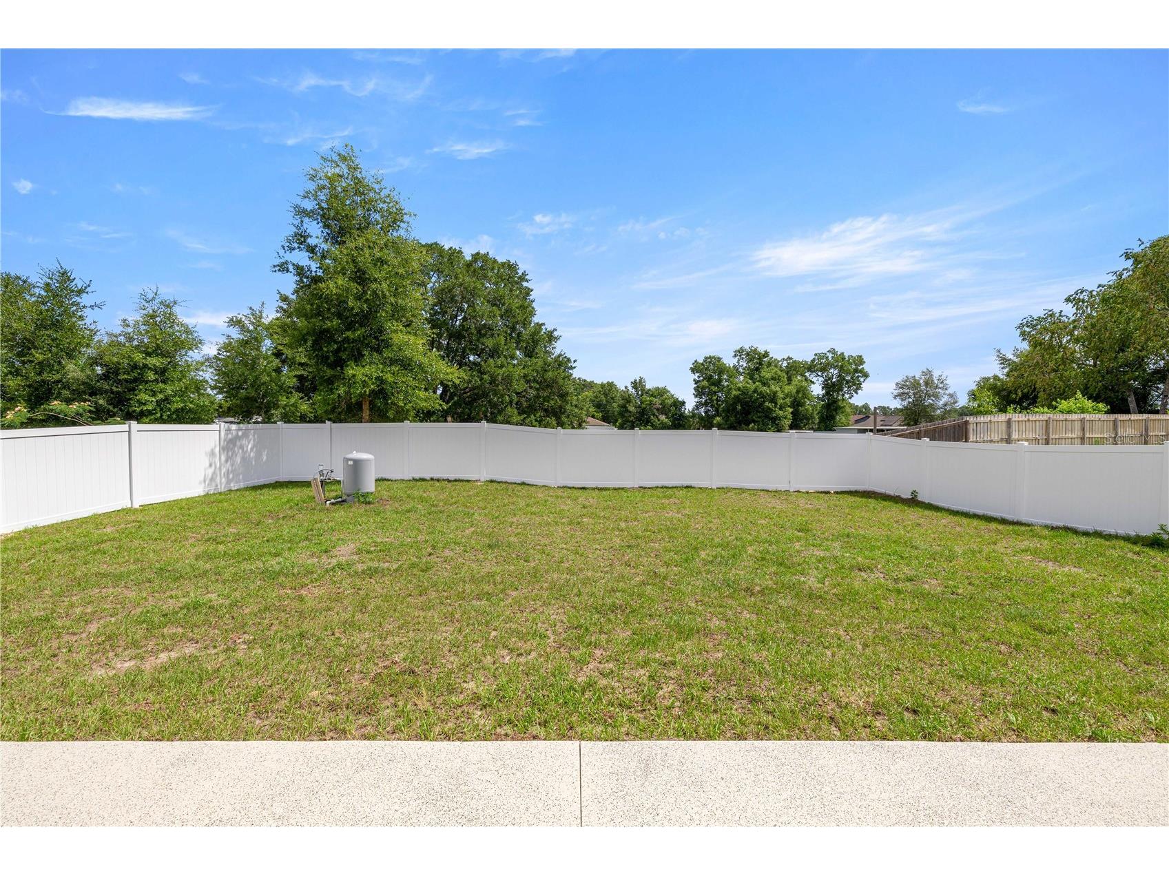 85 Juniper Loop Circle Ocala FL 34480 OM725628 image23