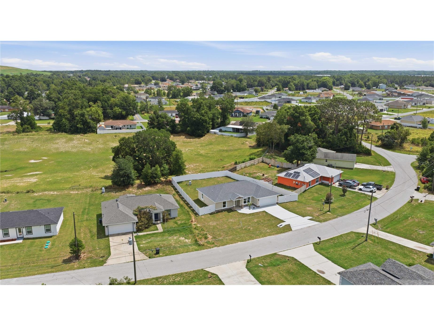 85 Juniper Loop Circle Ocala FL 34480 OM725628 image26