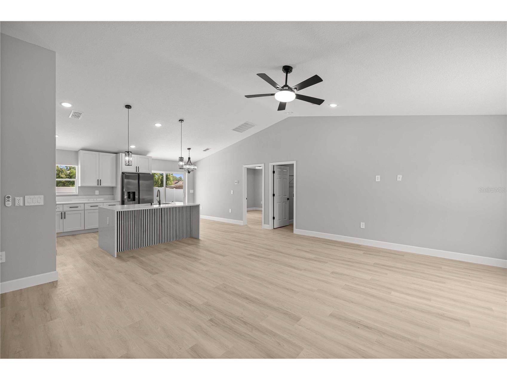 85 Juniper Loop Circle Ocala FL 34480 OM725628 image5