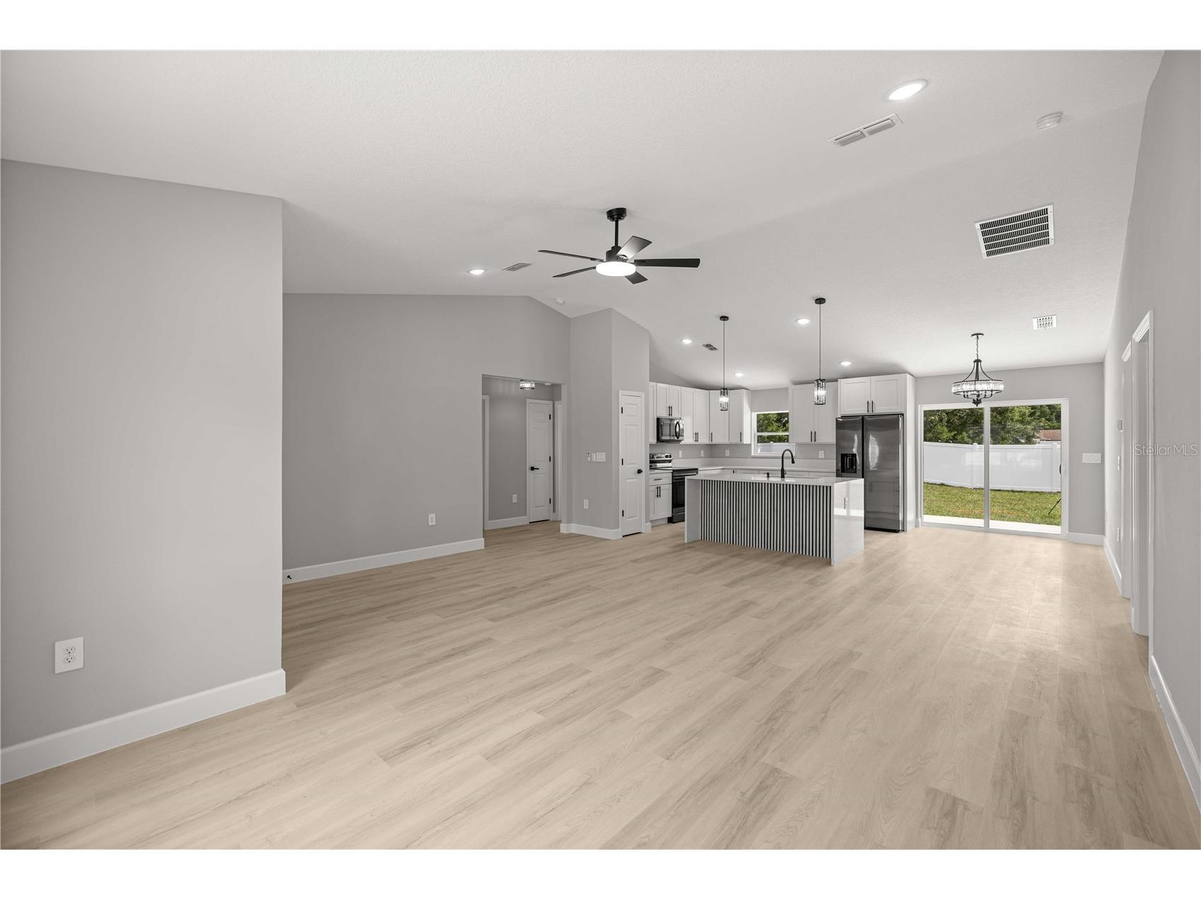85 Juniper Loop Circle Ocala FL 34480 OM725628 image6