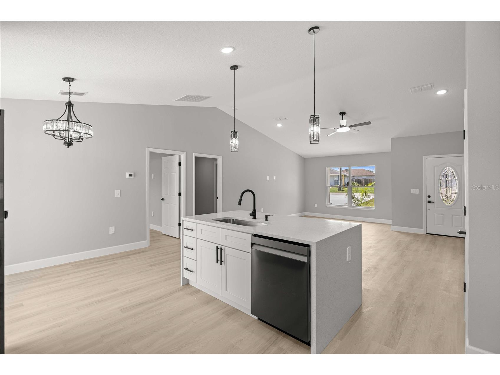 85 Juniper Loop Circle Ocala FL 34480 OM725628 image9