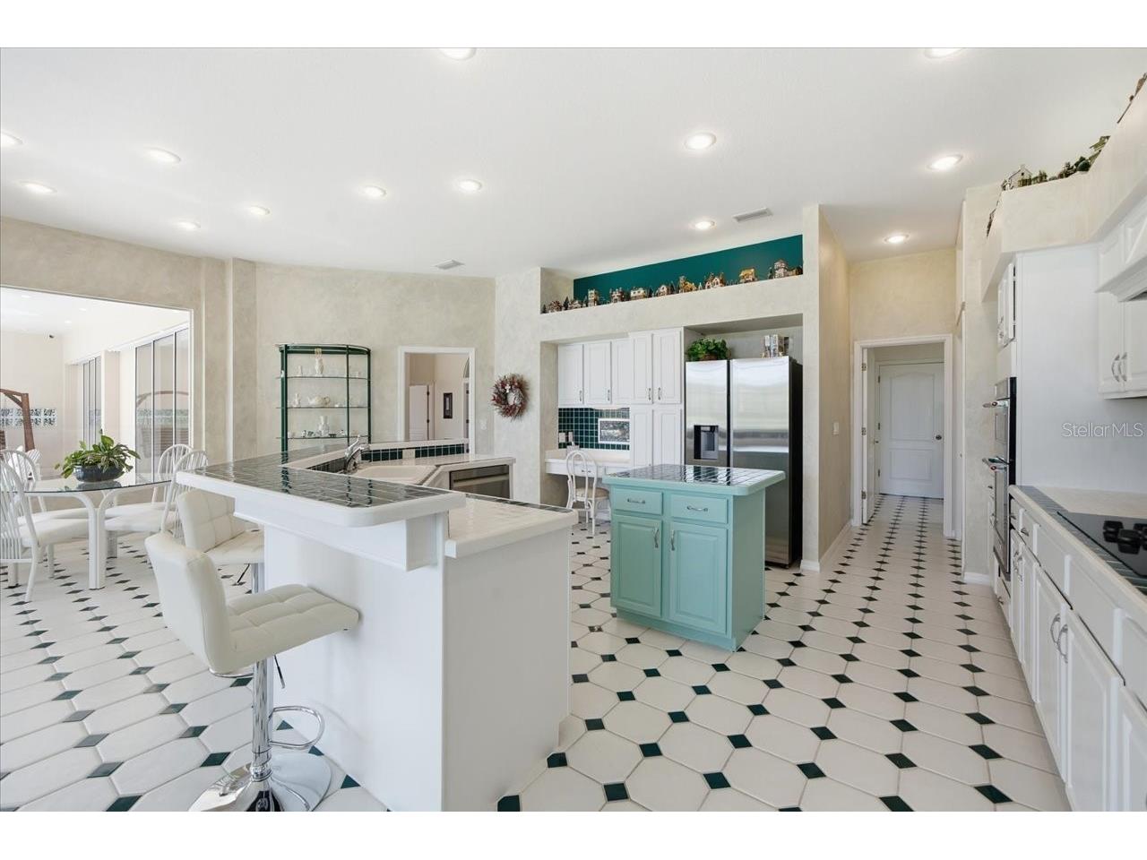 85 Kelleys Trail Oldsmar FL 34677 TB8527215 image19