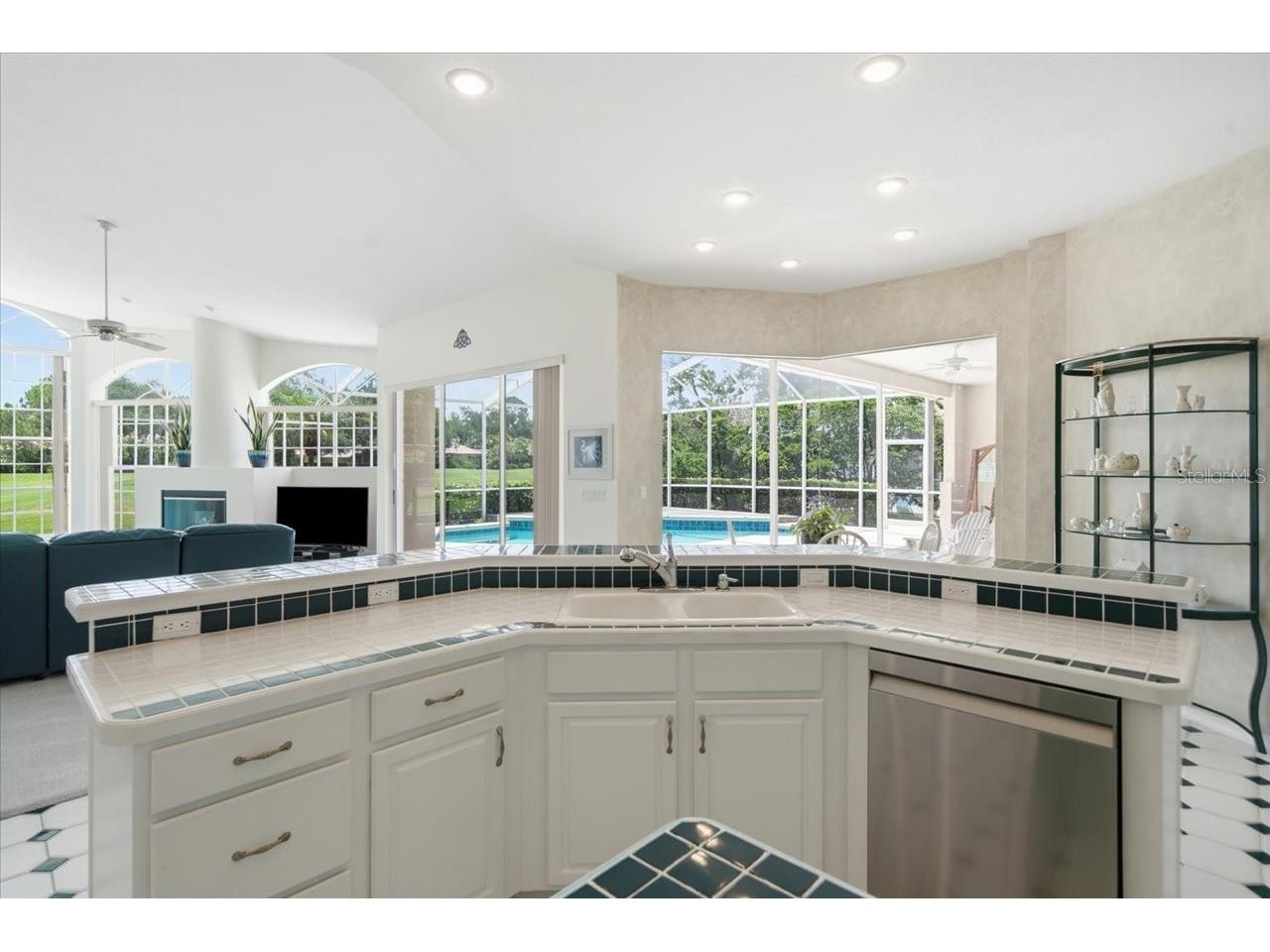 85 Kelleys Trail Oldsmar FL 34677 TB8527215 image25