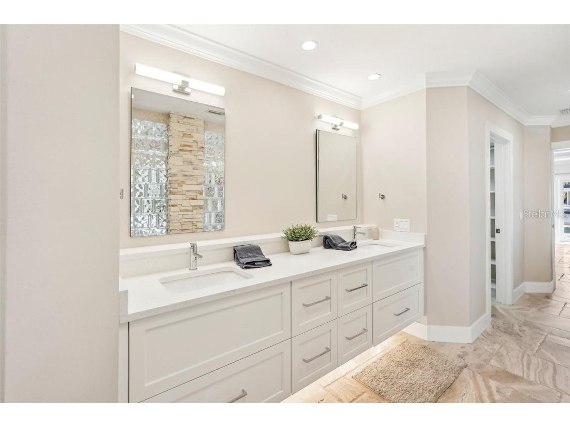 85 S Polk Drive Sarasota FL 34236 - SARASOTA BAY A4479064 image39