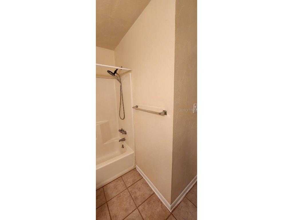 85 SE 16th Avenue #F301 Gainesville FL 32601 GC535928 image12