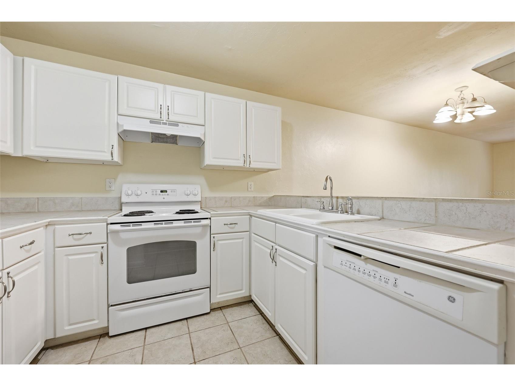 85 SE 16th Avenue #F301 Gainesville FL 32601 GC539151 image21